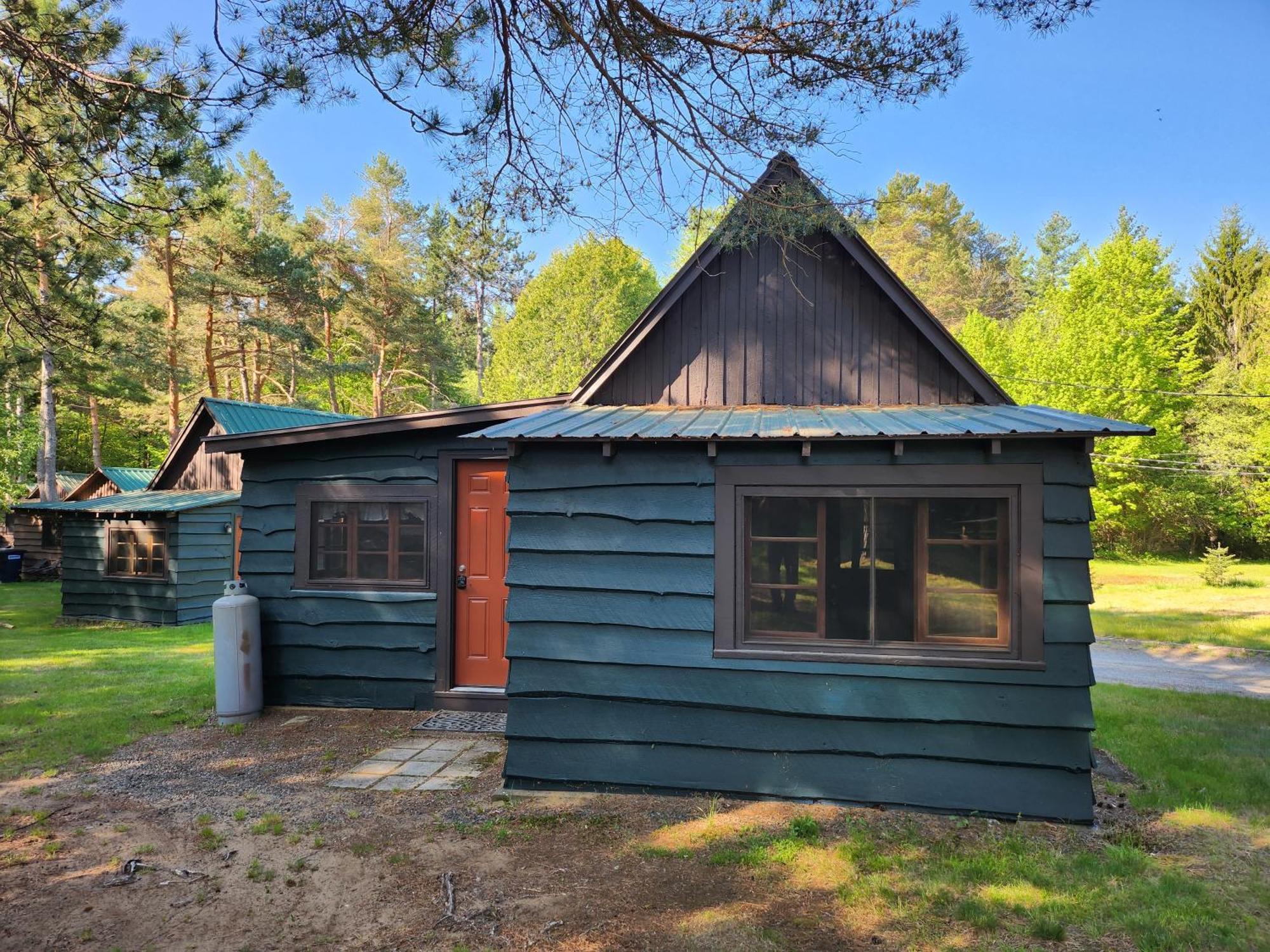 Moreno'S Adirondack Cabins Саранак Лейк Екстериор снимка
