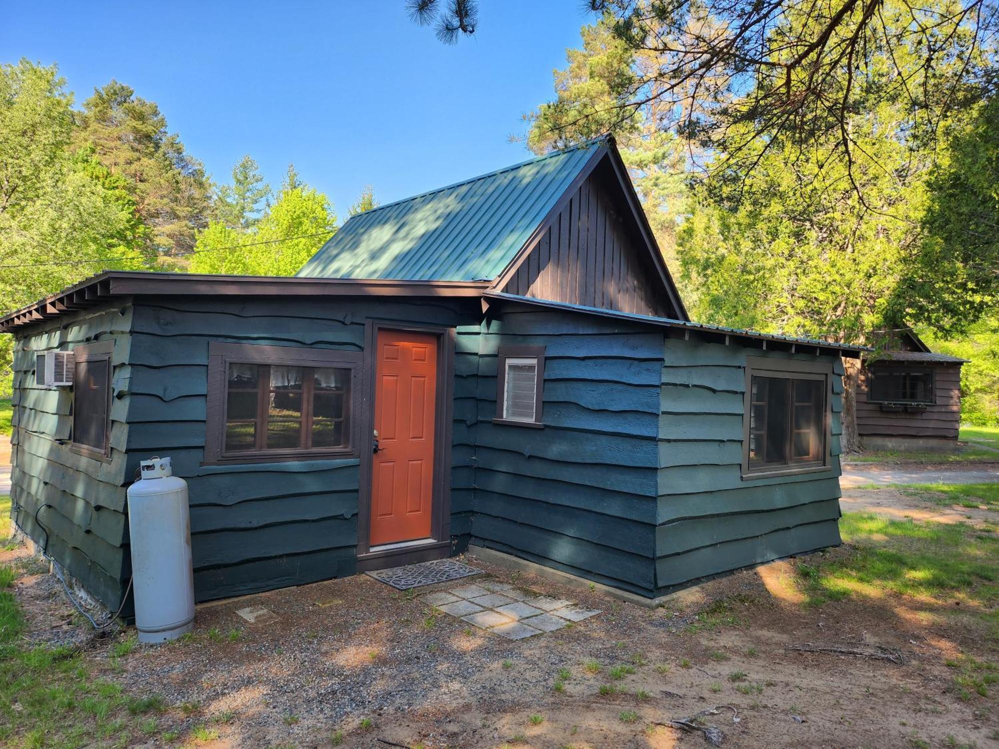 Moreno'S Adirondack Cabins Саранак Лейк Екстериор снимка