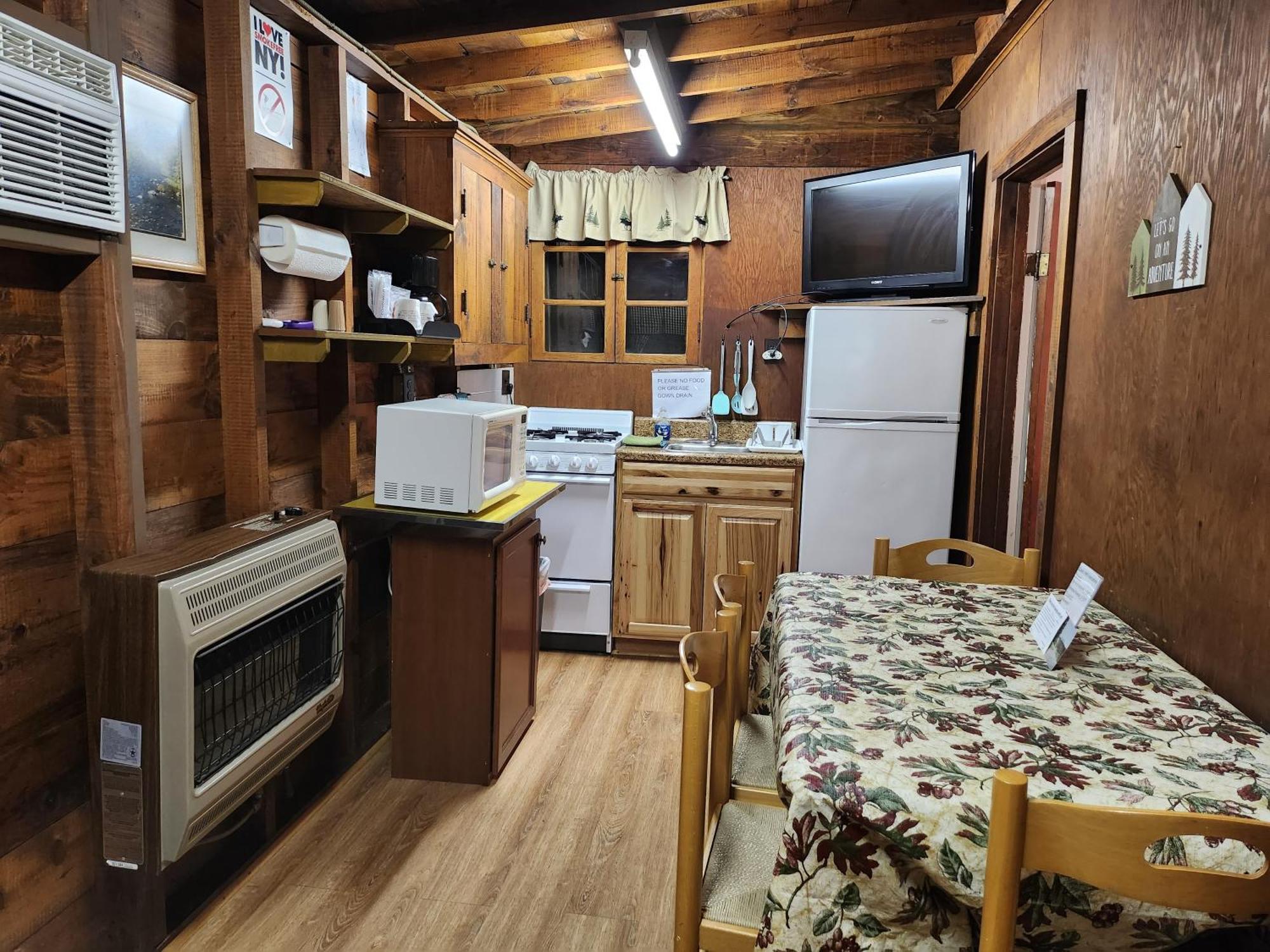 Moreno'S Adirondack Cabins Саранак Лейк Екстериор снимка