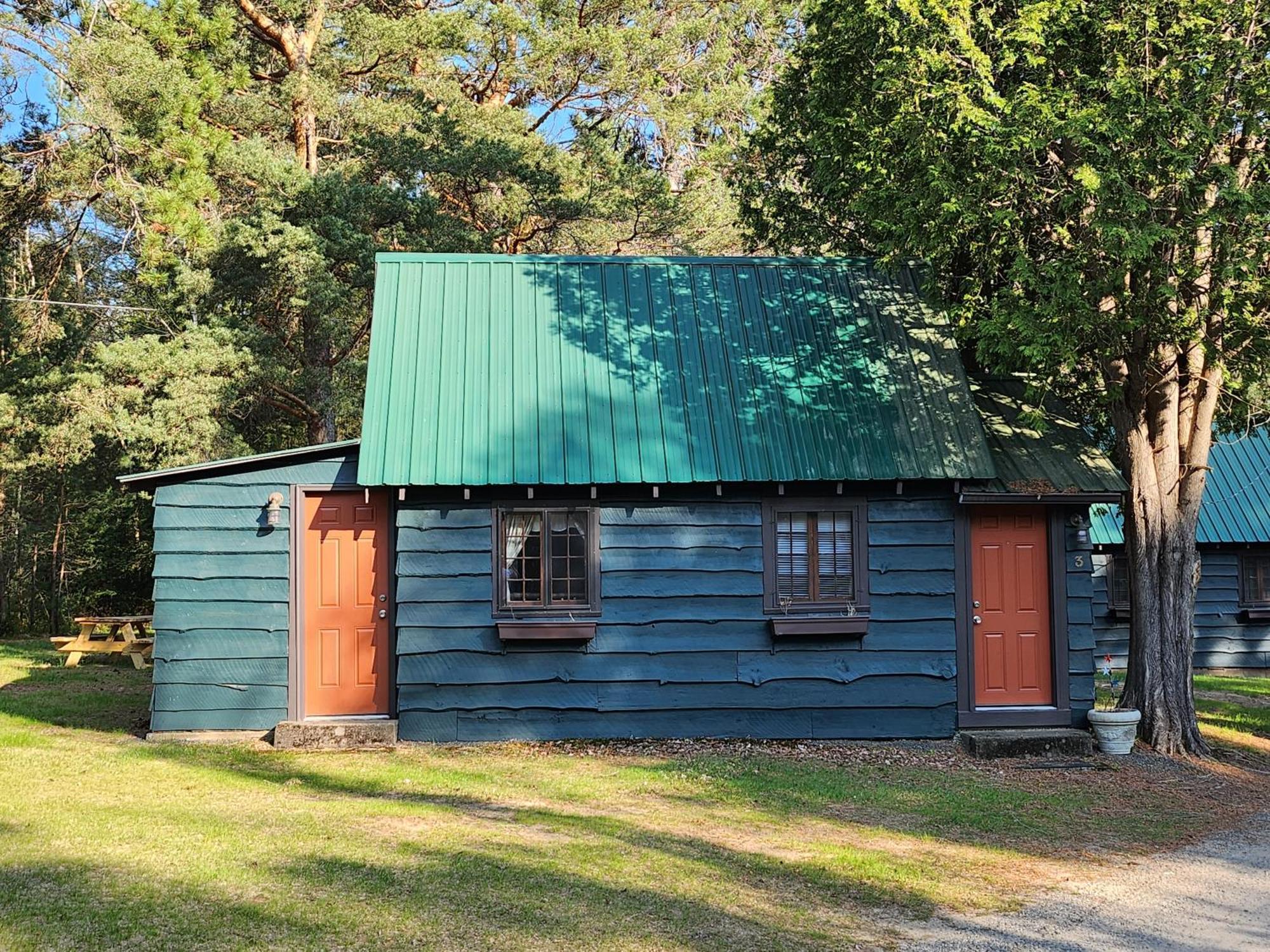 Moreno'S Adirondack Cabins Саранак Лейк Екстериор снимка